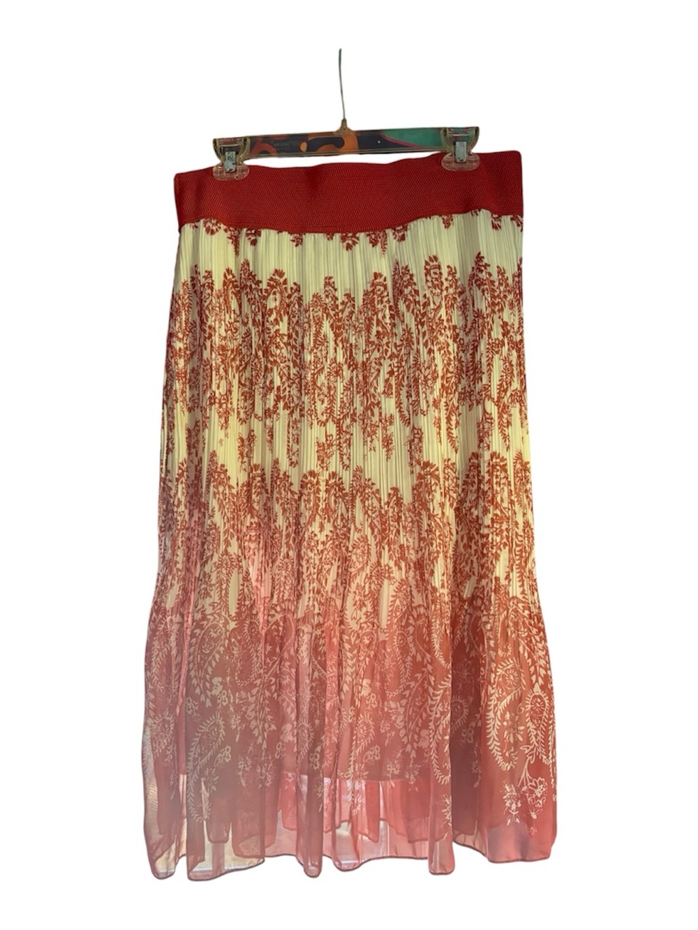 XL Metro Wear Red and Cream Pleated Maxi Skirt